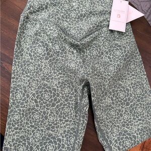 BuffBunny Green Floral Leggings